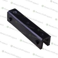 Вкладыш башмака кабины T=16мм 140х30х29мм 4pin Lift Material