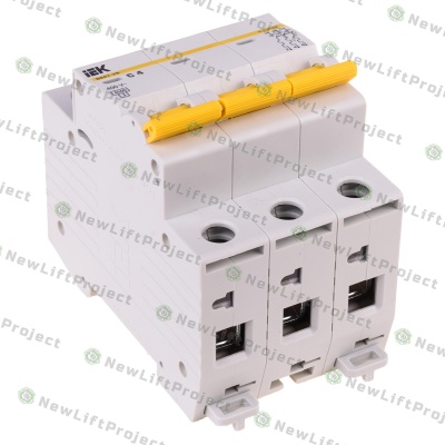 Выключатель автоматический ВА47-29 3Р 4А 4,5кА характеристика C MVA20-3-004-C IEK