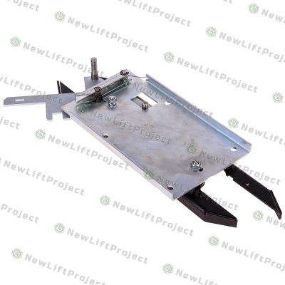 Отводка двери кабины ЛО 2414.02.02.000СБ МЭЛ